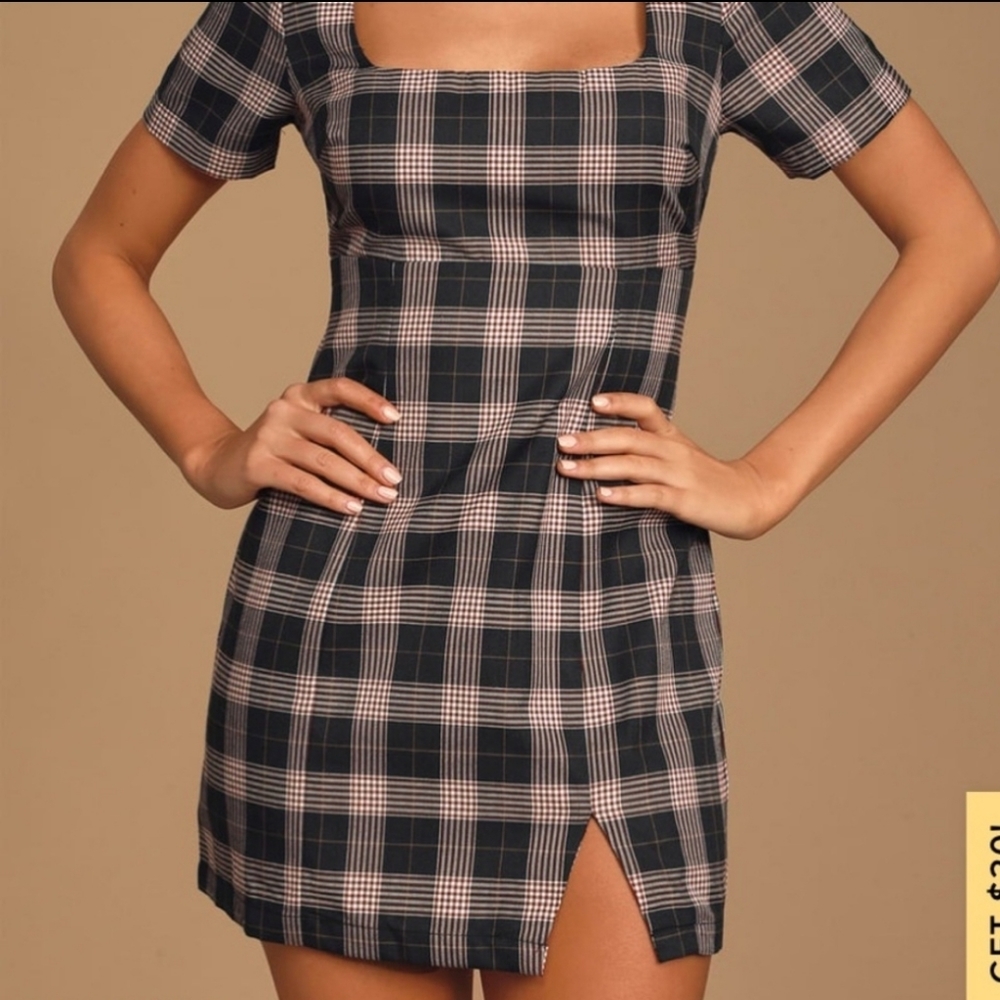 Lulus plaid mini dress with slit